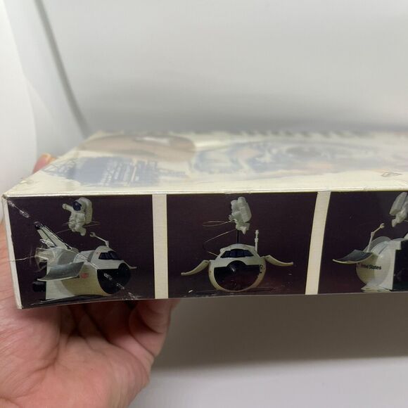 Hasegawa Minicraft Space Shuttle Plastic Model Kit #1198U - FACTORY SEALED - Picture 6 of 13